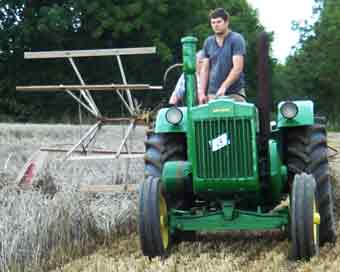John Deere Model D 1948 with International McCormick Binder
